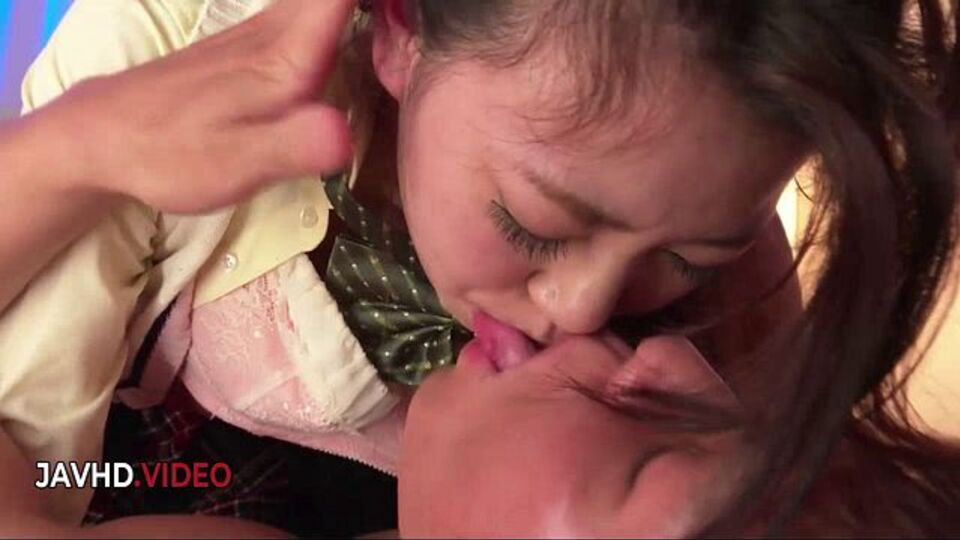 Gang AV - threesome clip