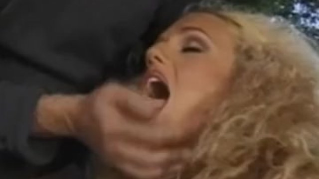 Di classe dea  - clip pompino - Screw My Wife Club