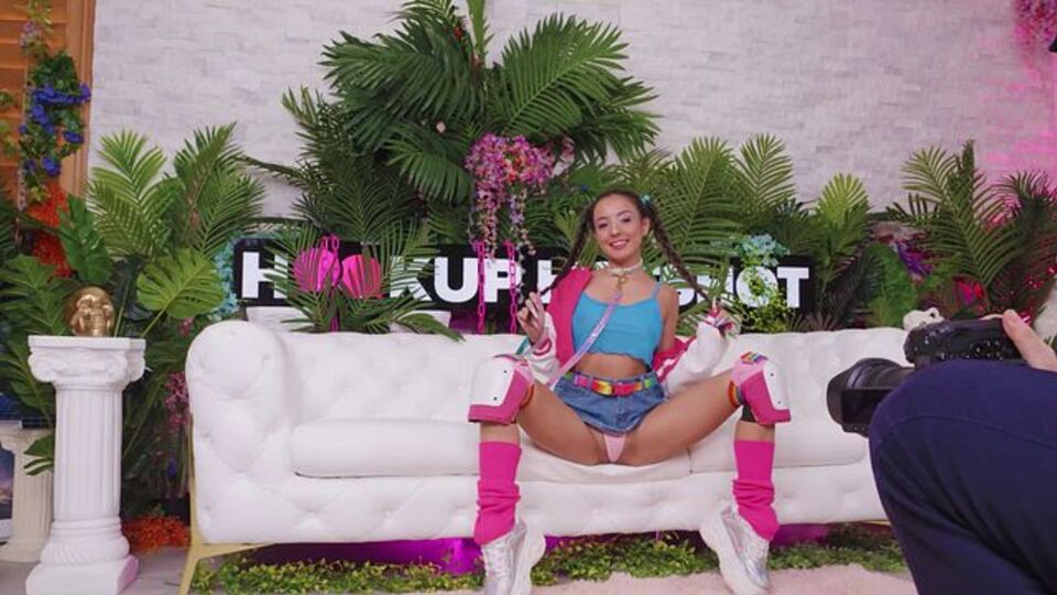 Consummate Bryan Gozzling and Sasha Tatcha - piss dirt - Hookup Hotshot