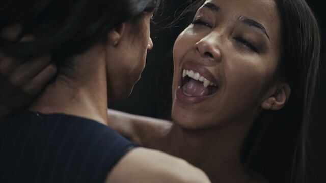 Elitäre Lia Lin in der Hauptrolle in Dicke Titten Fickfilm