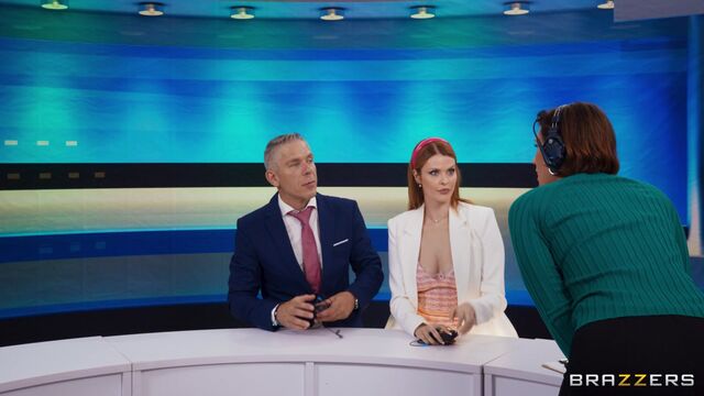 Elly Clutch in riprese missionaria di Brazzers Exxtra