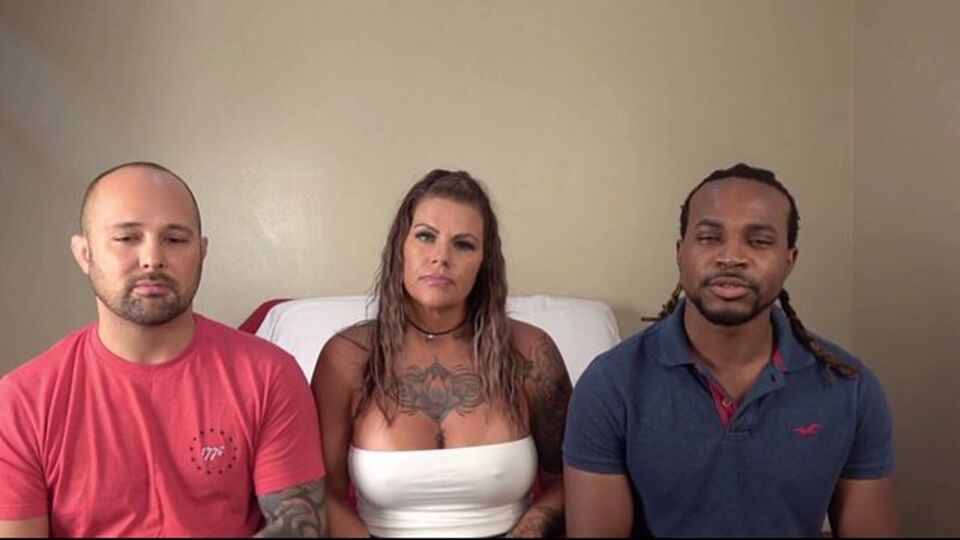 Big tits video with fantastic Abby Paradise and Vicki Verona from Desperate Amateurs