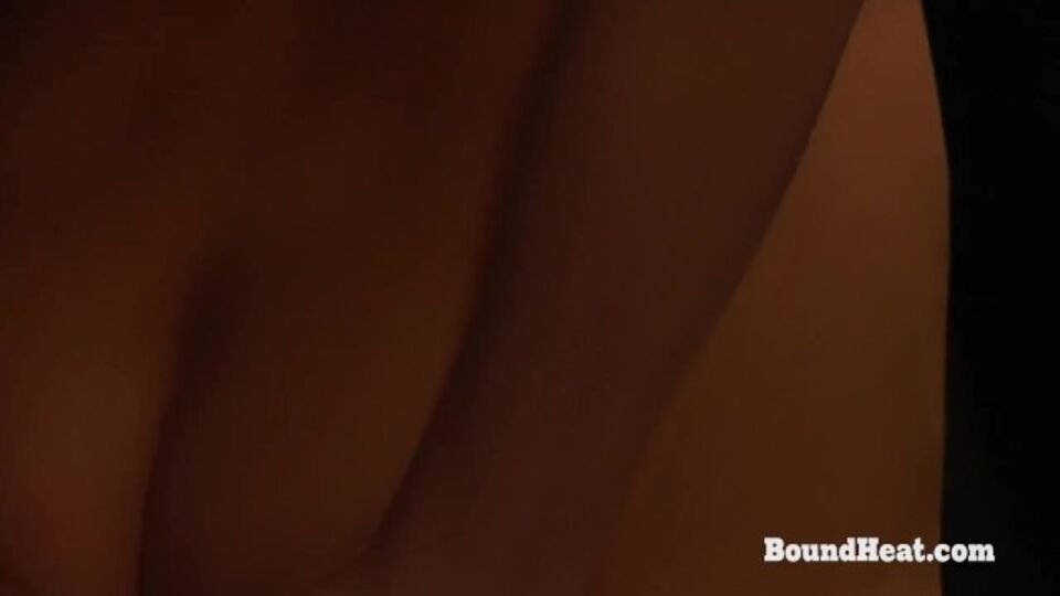 Bound Heat featuring bidie-in's young (18+) video