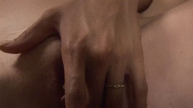 Abile Ariel Rose e Tracey Sweet partecipa in porno adolescente