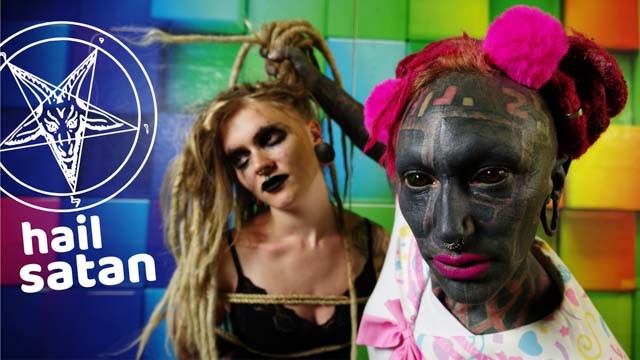 Anuskatzz का बुत क्लिप