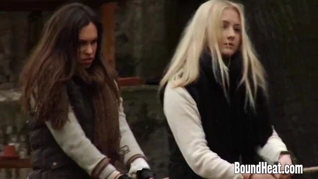 Bound Heat presenta xxx BDSM con Cayla Lyons e Tess Lyndon