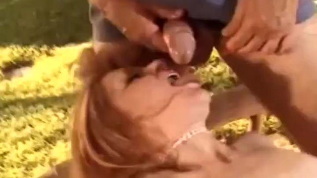 Regardez clip de l'hypnotique bourgeoise