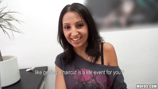 Mira clip con la magnífica Samante